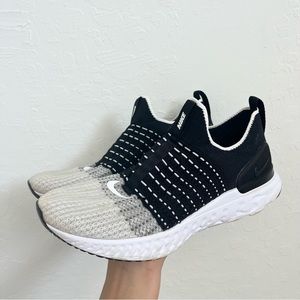 Nike React Phantom Run Flyknit 2 Running Shoes Sneakers Slip On Laceless Unisex